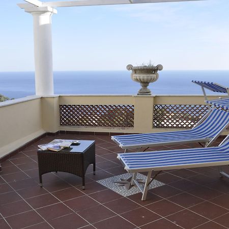 Hotel Esperia Capri Esterno foto