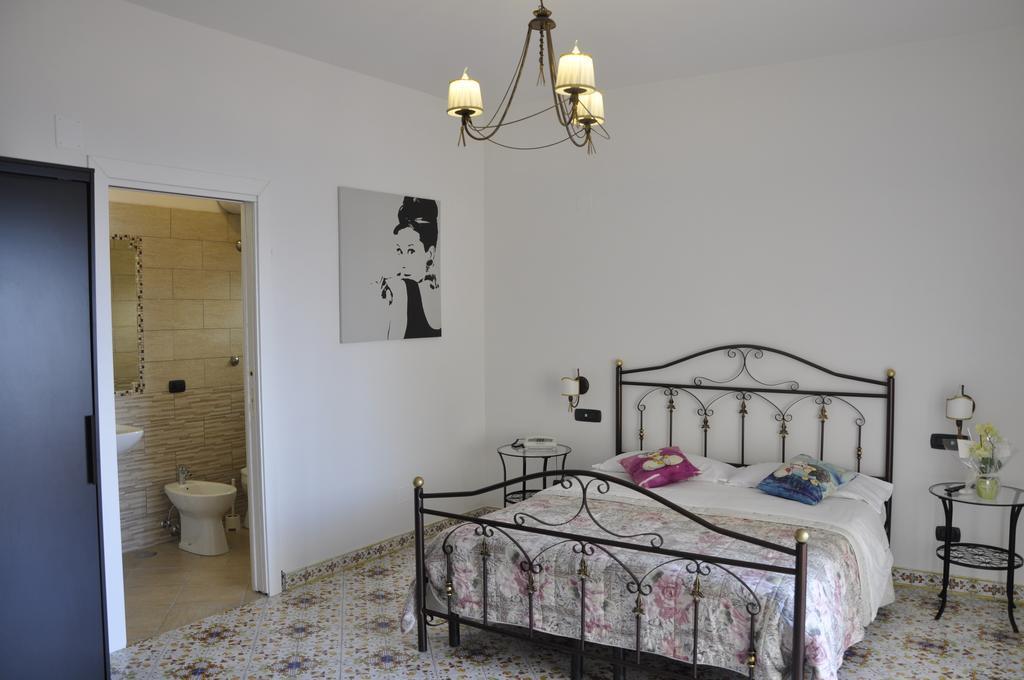 Hotel Esperia Capri Esterno foto